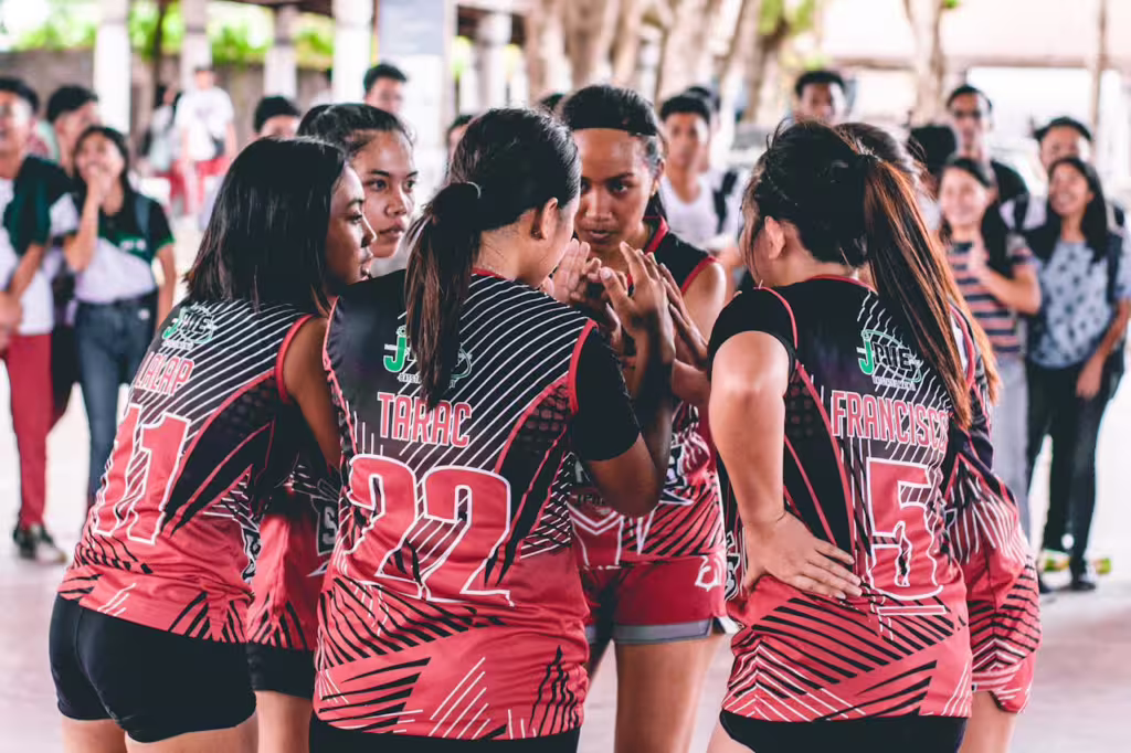 Travel Teams vs. Rec Leagues: Pros and Cons